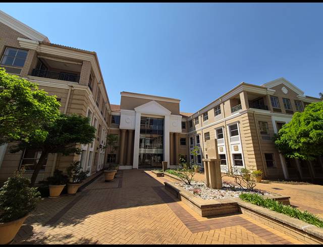 974M² OFFICE TO LET IN SANDTON CENTRAL
